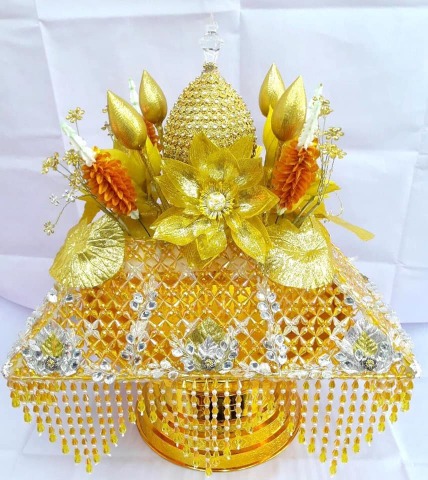 ครอบไตร-พุฒิคุณ